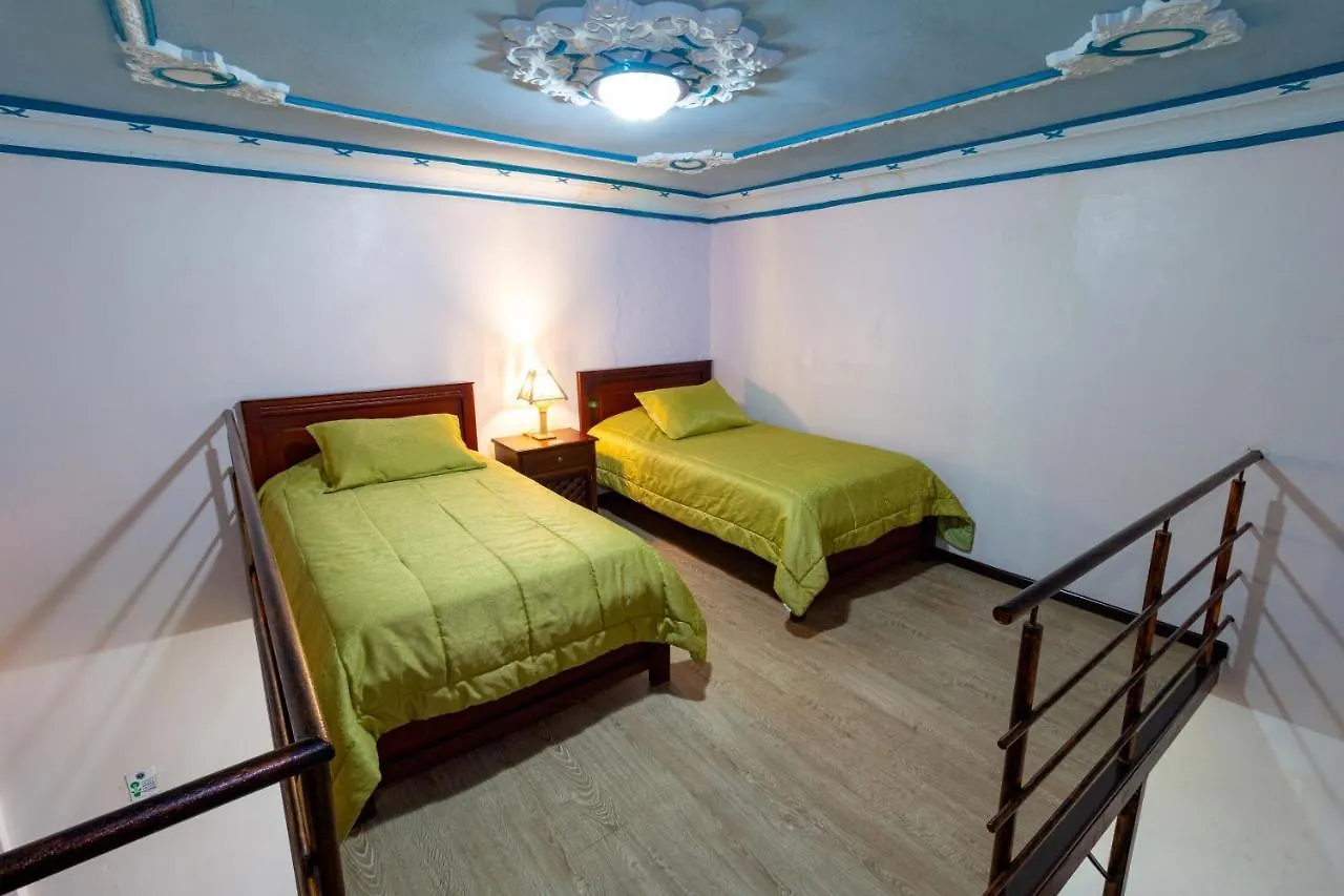 Hotel Majestic 1 Cuenca 3*,