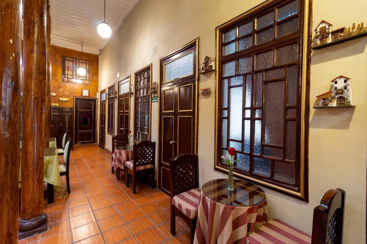 Hotel Majestic 1 Cuenca