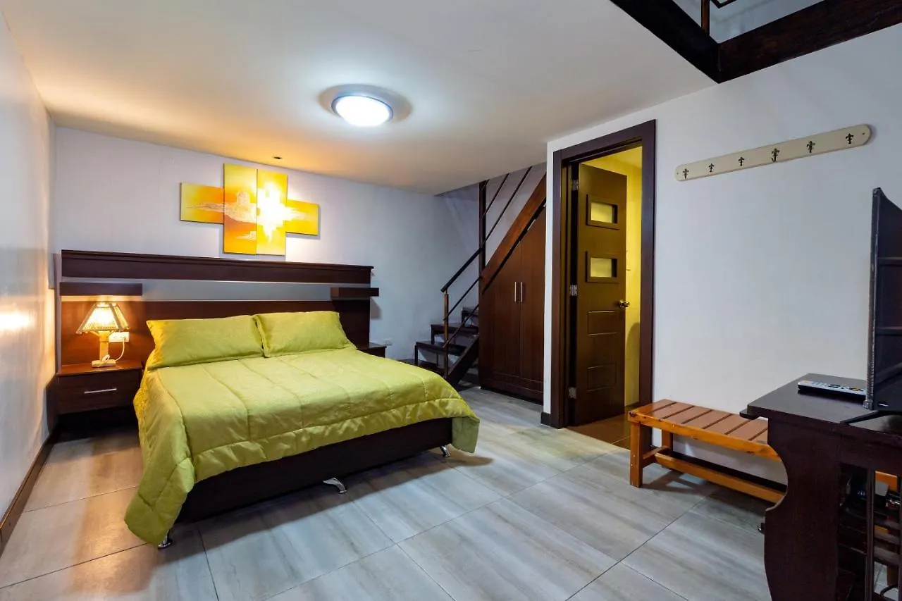 Hotel Majestic 1 Cuenca 3*,