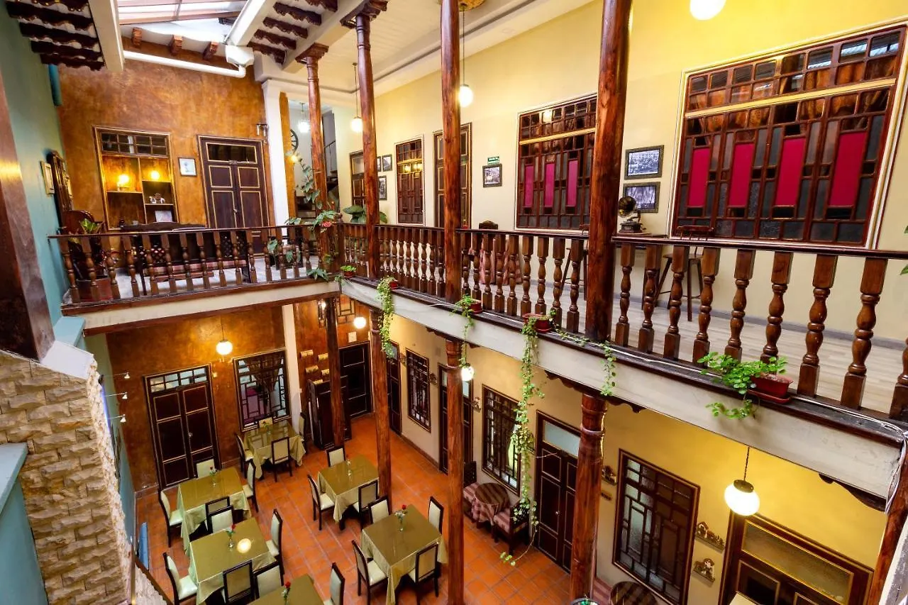Hotel Majestic 1 Cuenca