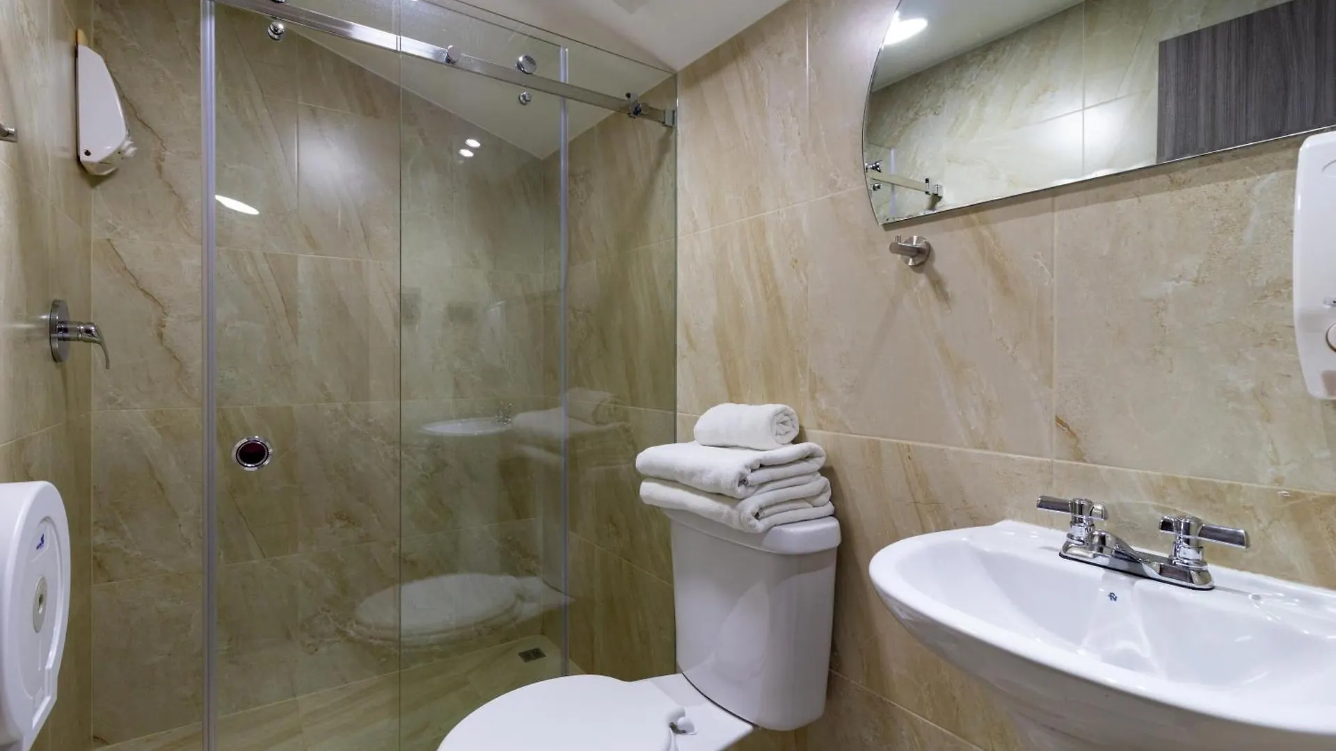 Hotel Majestic 1 Cuenca