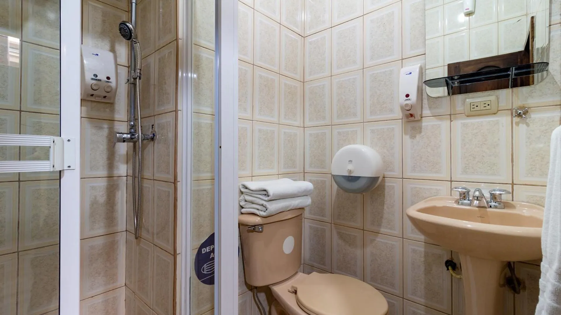 Hotel Majestic 1 Cuenca 3*,